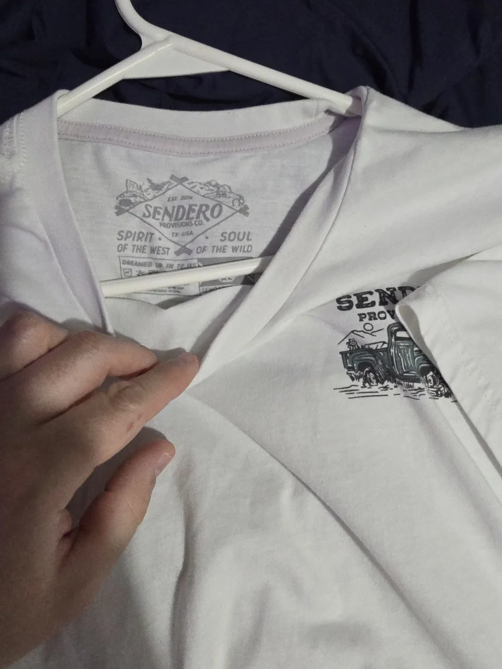 Few Parts Graphic Tee - White with Green Print Xl Sendero Provisions Co - Picture 3 of 7